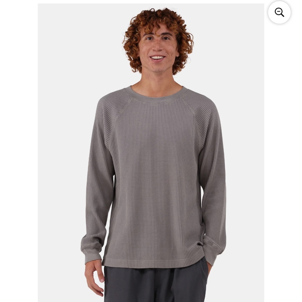 Raglan sleeve distressed thermal shirt